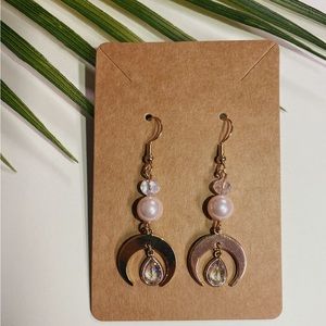 Moon Pink Pearl & Clear Glass Earrings